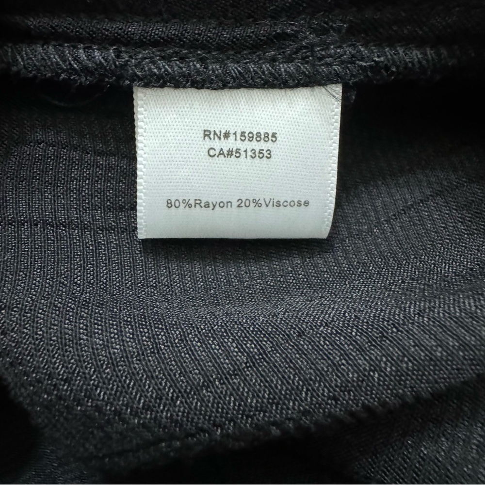 BOBI BLACK Sleek Textured LOGAN Woven Surplice Top Sz S - Picture 7 of 8